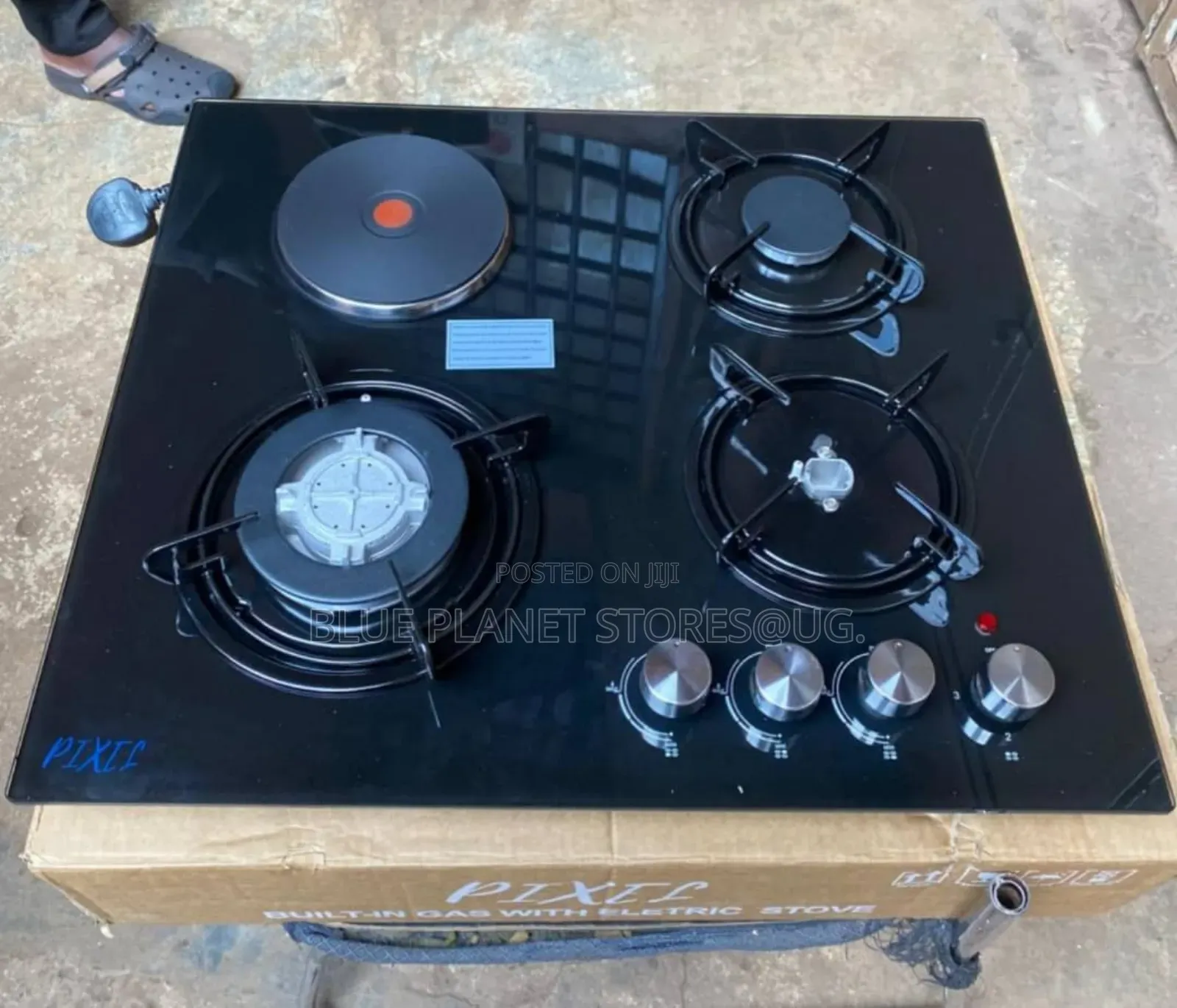 Pixel 3 Gas + 1 Electric Inbuilt Hobs \\ 60cm × 60cm