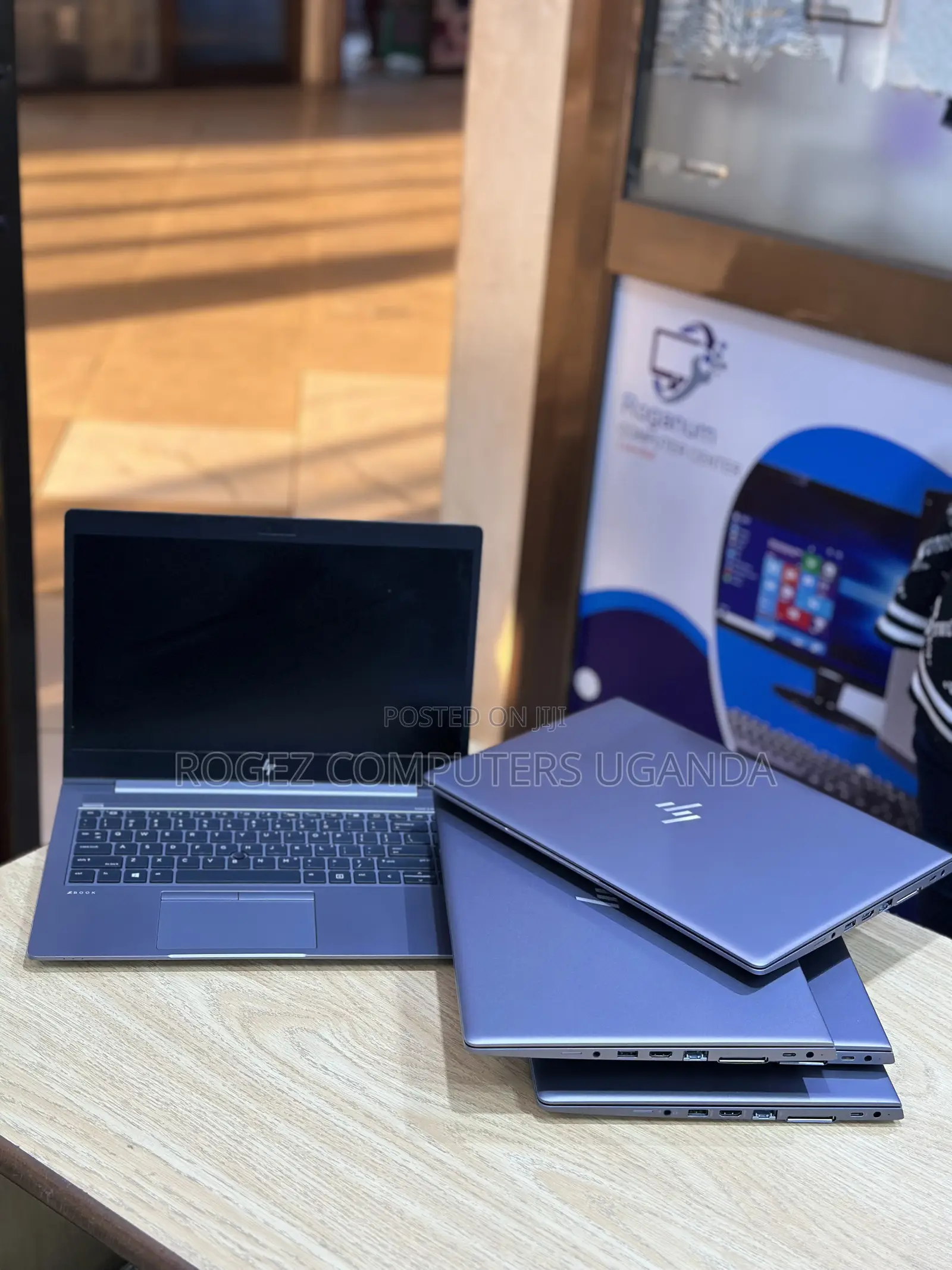 New Laptop HP ZBook 14 8GB Intel Core I7 SSD 512GB