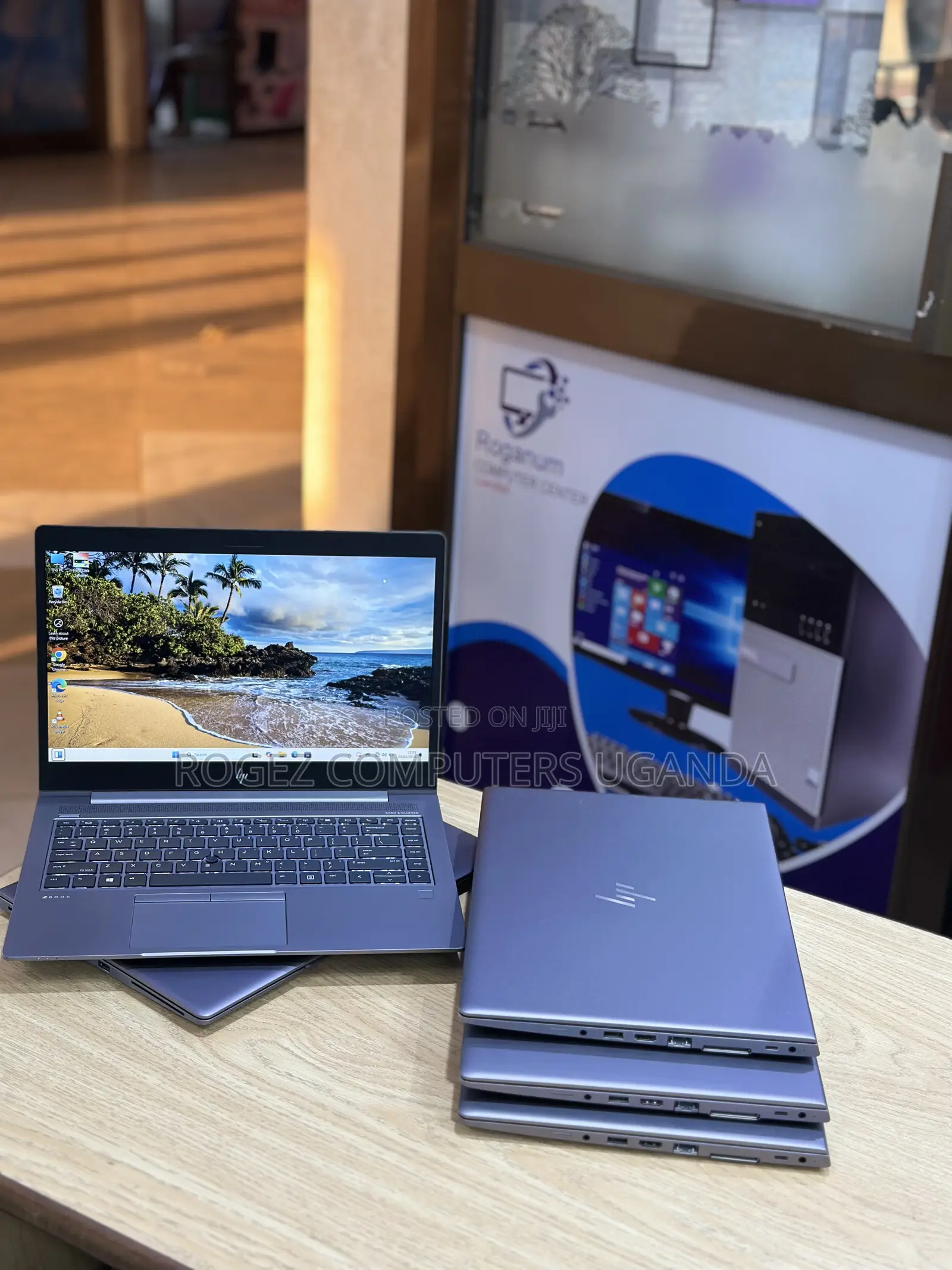 New Laptop HP ZBook 14 8GB Intel Core I7 SSD 512GB