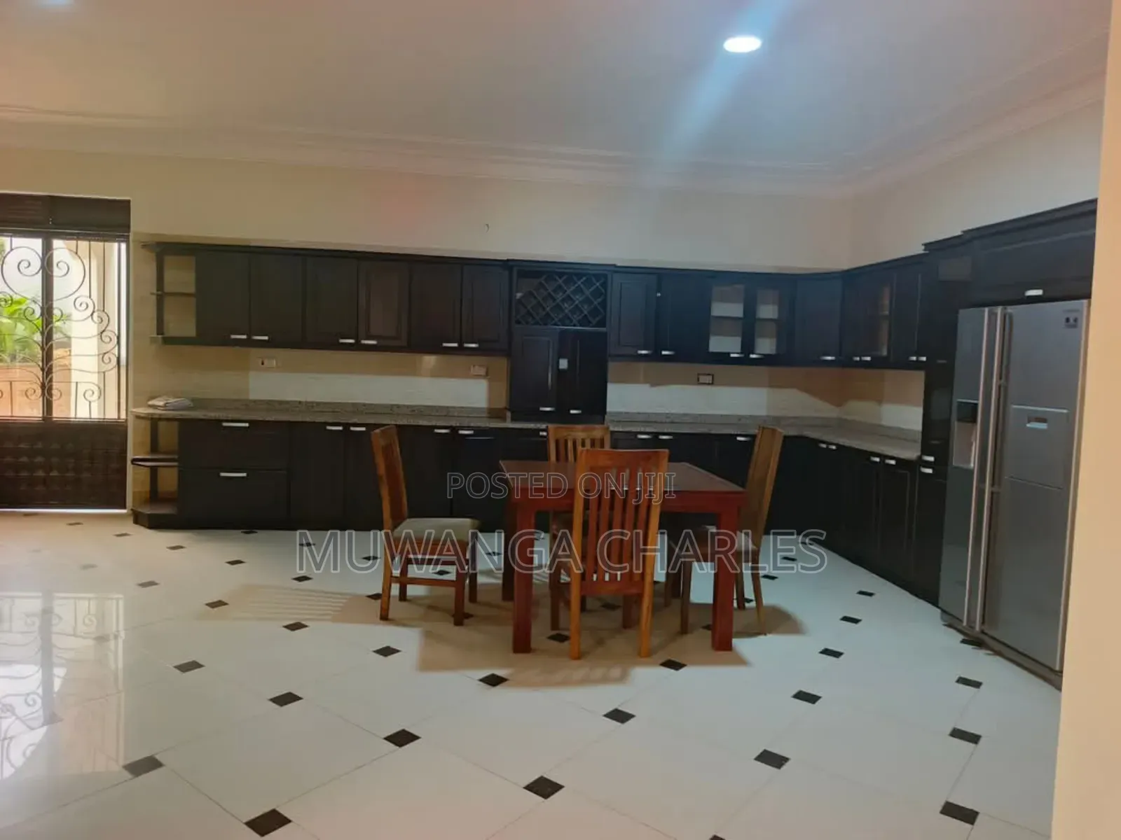 5bdrm Duplex in Fs Properties Ltd, Central Division for rent
