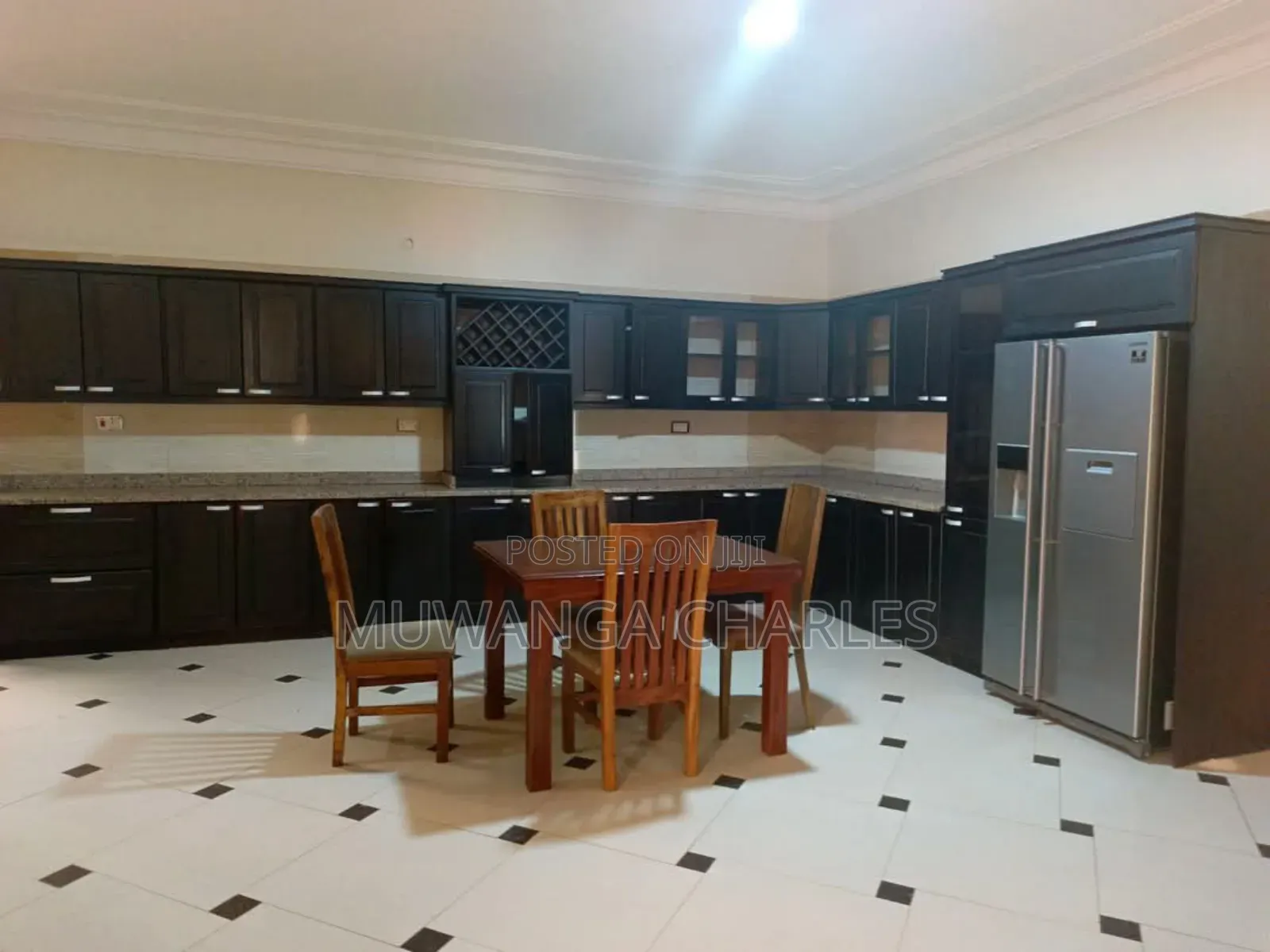 5bdrm Duplex in Fs Properties Ltd, Central Division for rent
