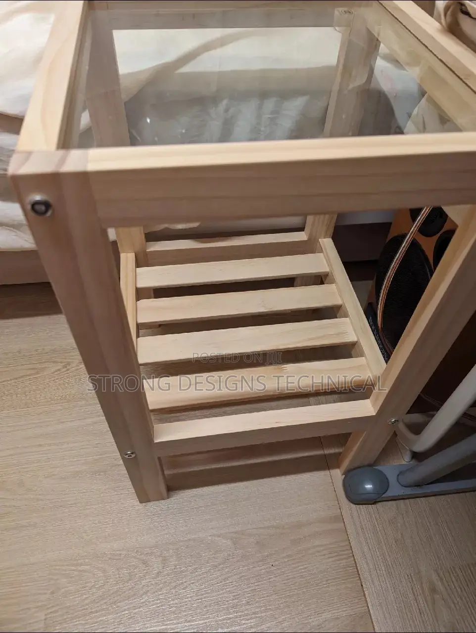 Glass Top Wooden Side Table/Bedside/ Night Stand/ Sofa Table