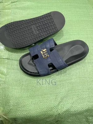 Grand Leather Trendy Sandals