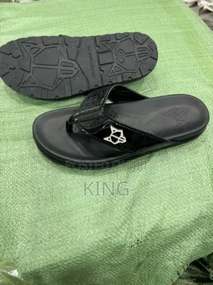 Accurate Leather Trendy Sandals