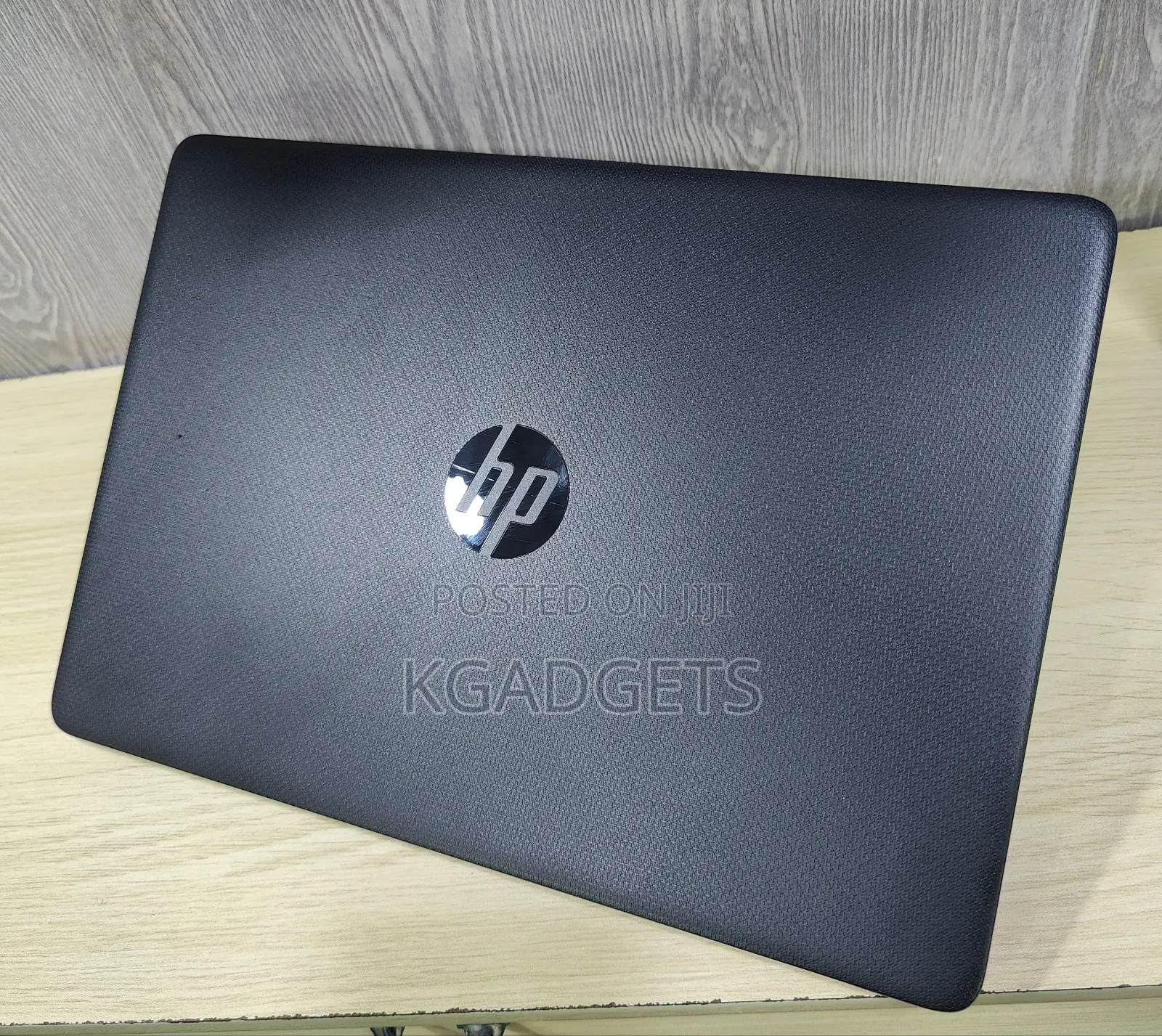 New Laptop HP 14-Dq1025cl 8GB AMD Ryzen 3 HDD+SSD 128GB