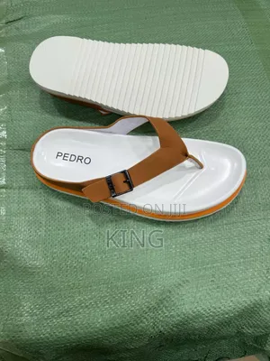 Travis Leather Trendy Sandals
