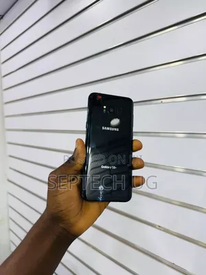 New Samsung Galaxy S8 Plus 64 GB Black