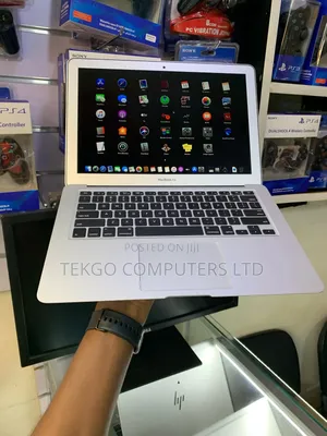 Laptop Apple MacBook Air 8GB Intel Core I5 SSD 128GB