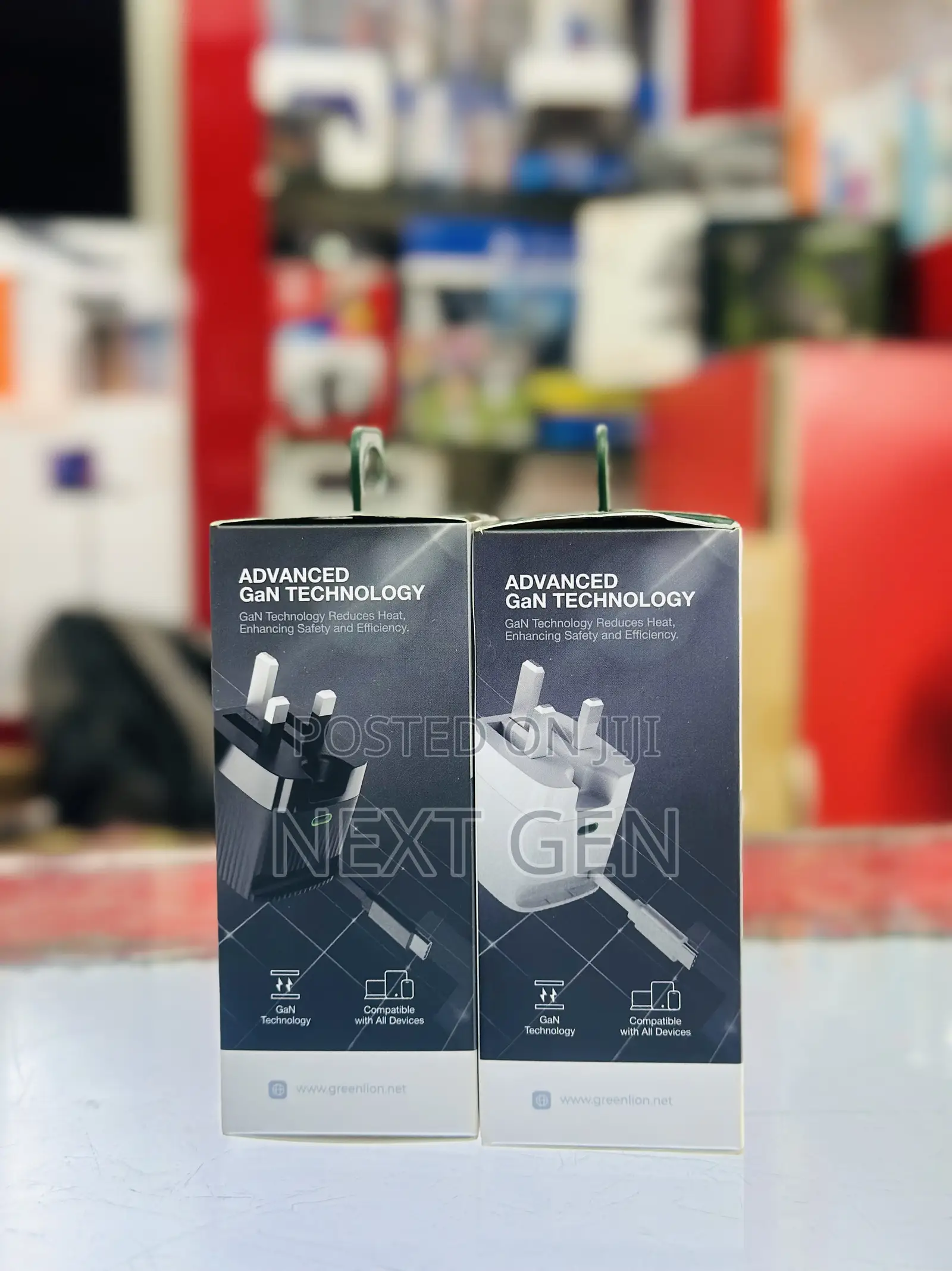 Green Lion Gan Adapter 65w Retractable Cable Pd 3.0