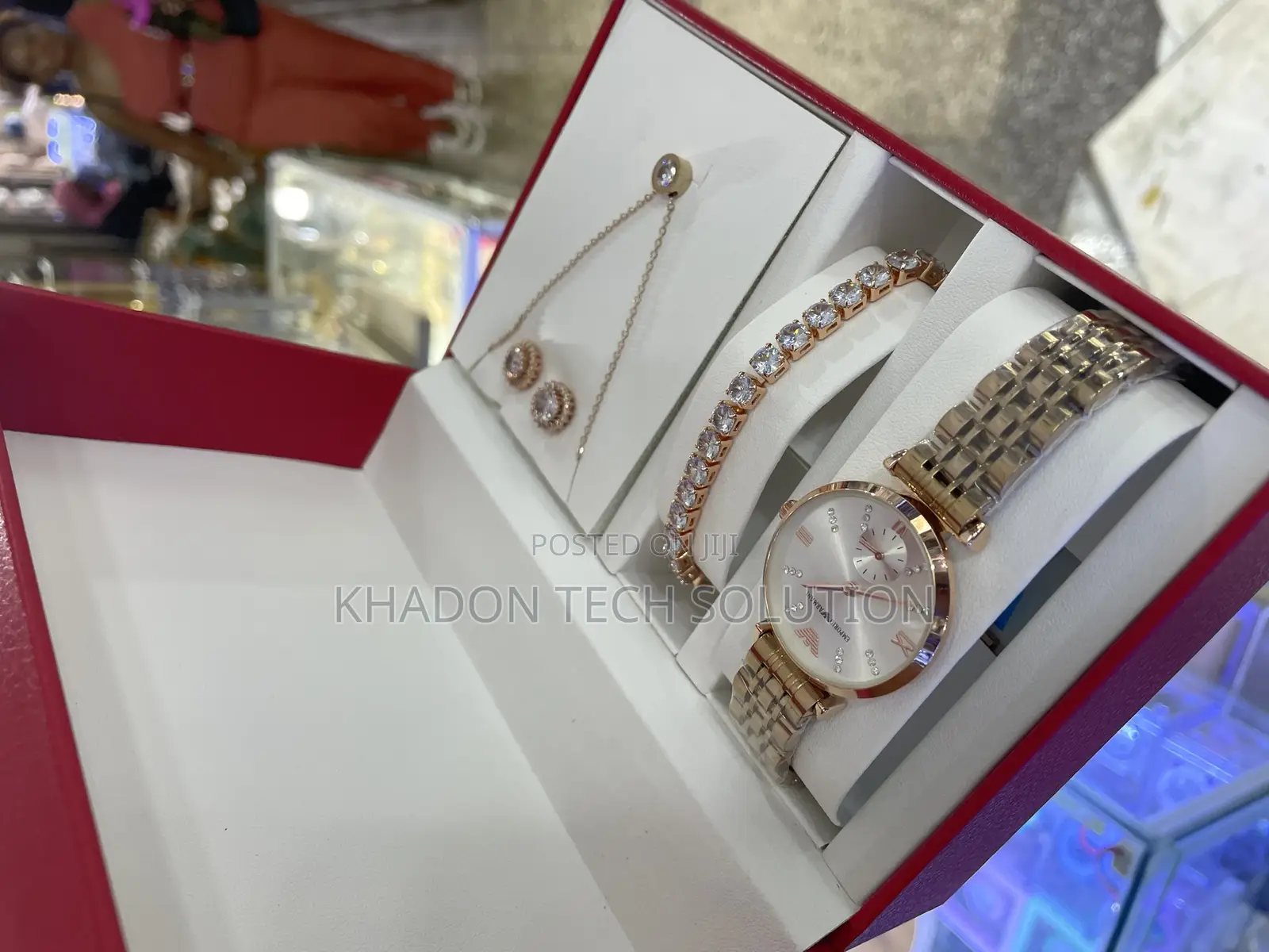 Ladies Emporia Arman