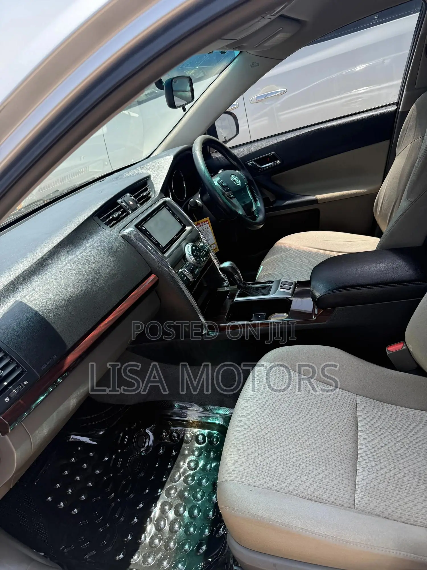 Toyota Mark X 2.5 AWD 2010 Silver