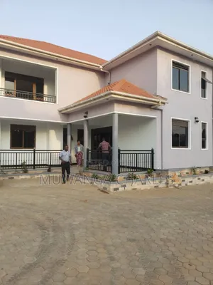 5bdrm Duplex in Fs Properties Ltd, Central Division for rent