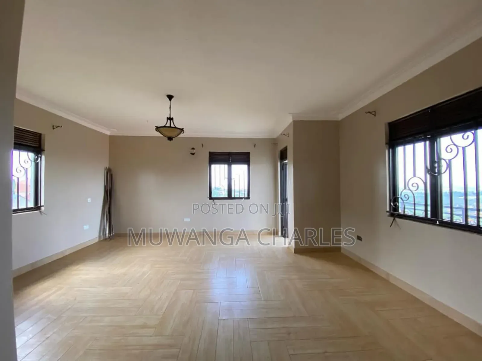 3bdrm Bungalow in Fs Properties Ltd, Kira for rent