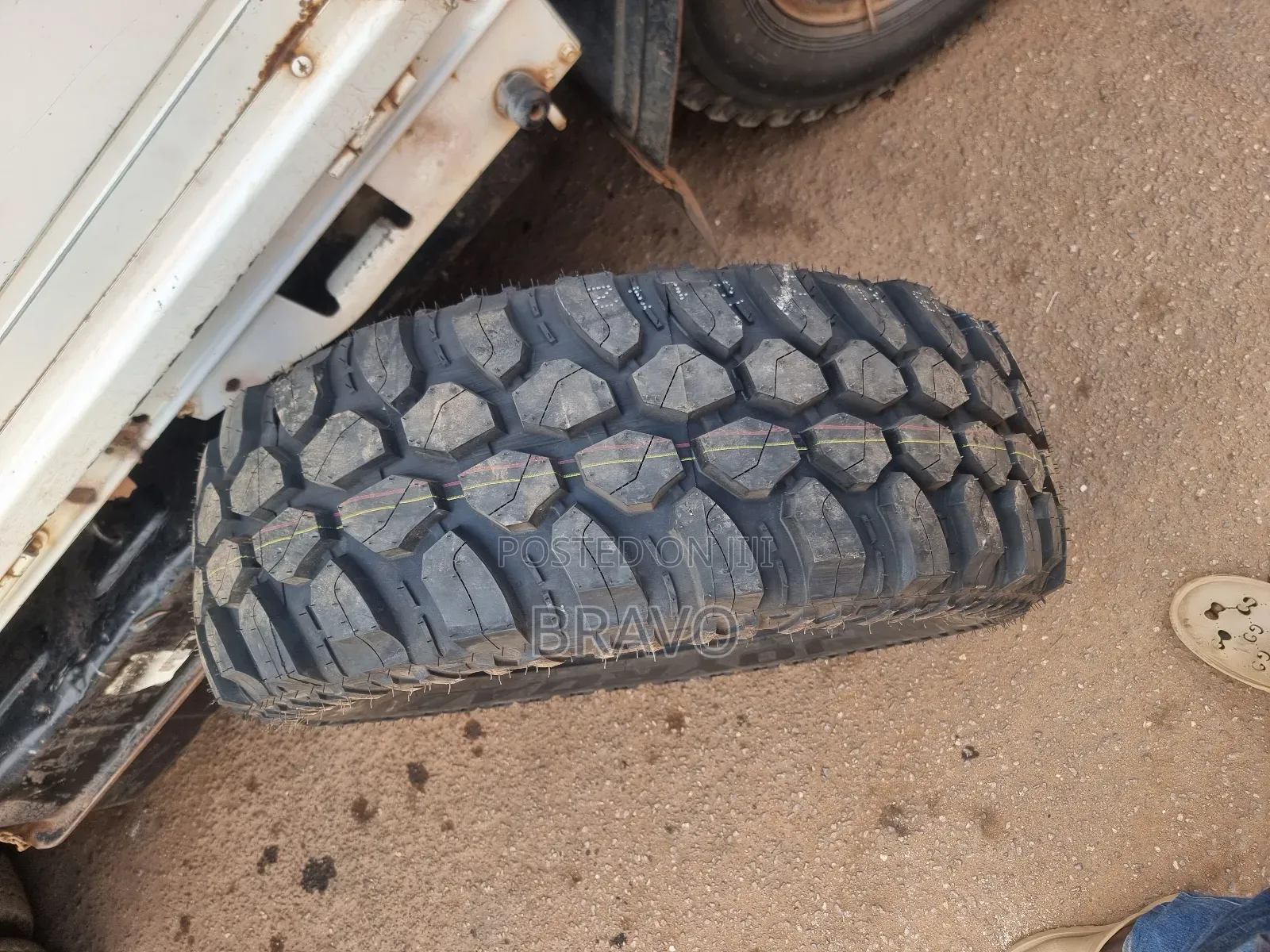 285/70r17 Mudterrian for Land Cruiser.