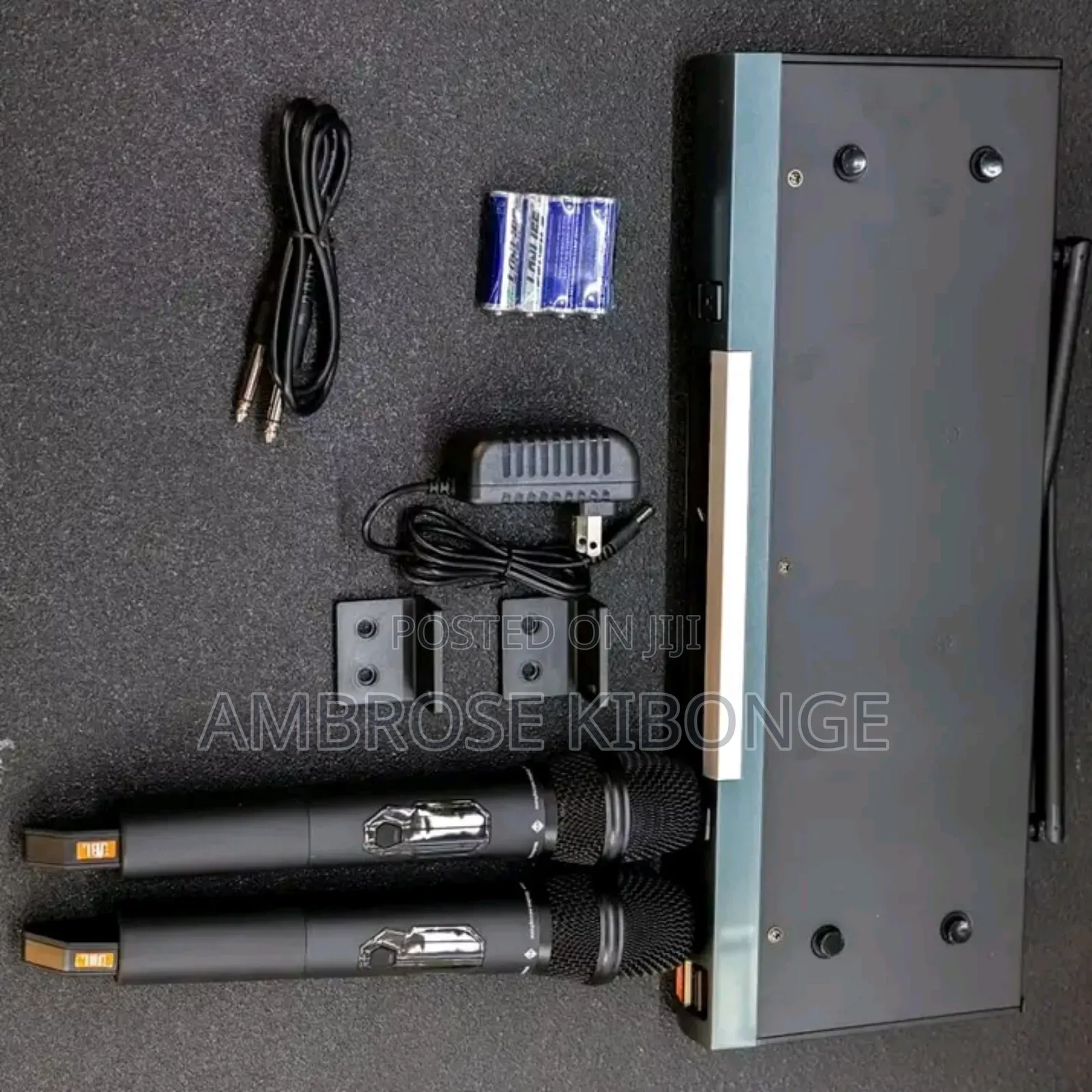 JBL Masterpiece Kmc8 Legendary Professional Uhf Microphones.