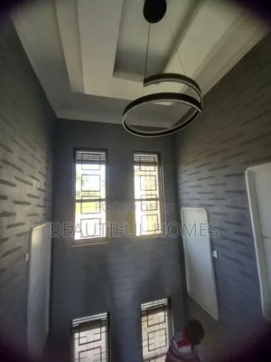 Furnished 5bdrm Duplex in Kira for sale