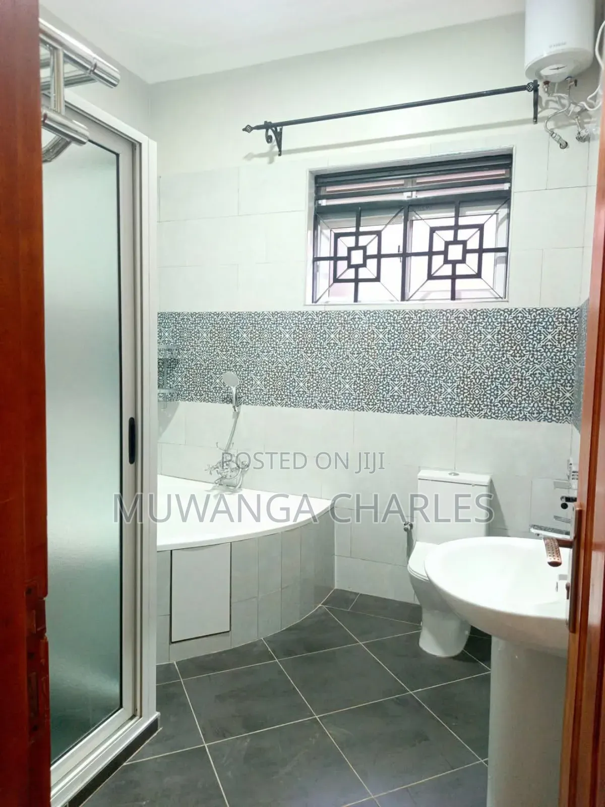 4bdrm Bungalow in Fs Properties Ltd, Kira for sale