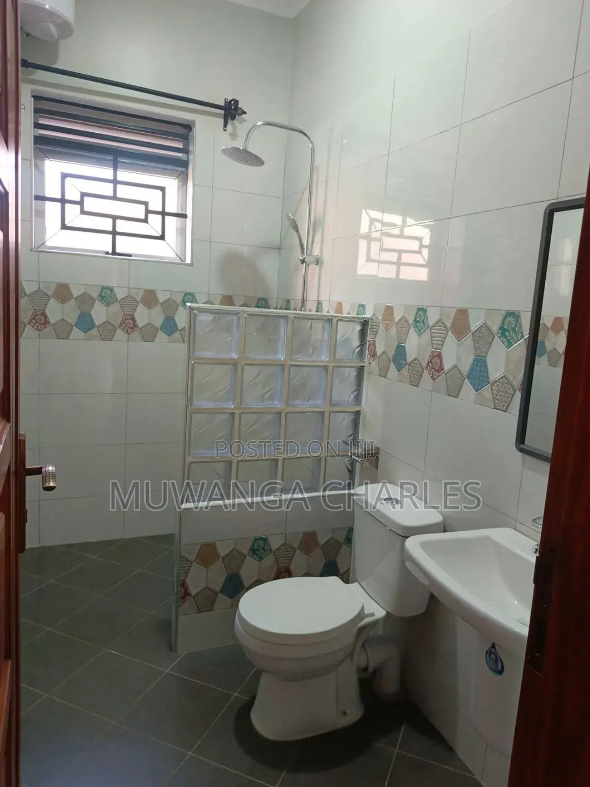 4bdrm Bungalow in Fs Properties Ltd, Kira for sale