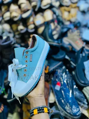 Casual Sneakers for Ladies