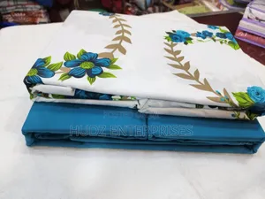 6pc Bedsheeets 6x6 White and Blue