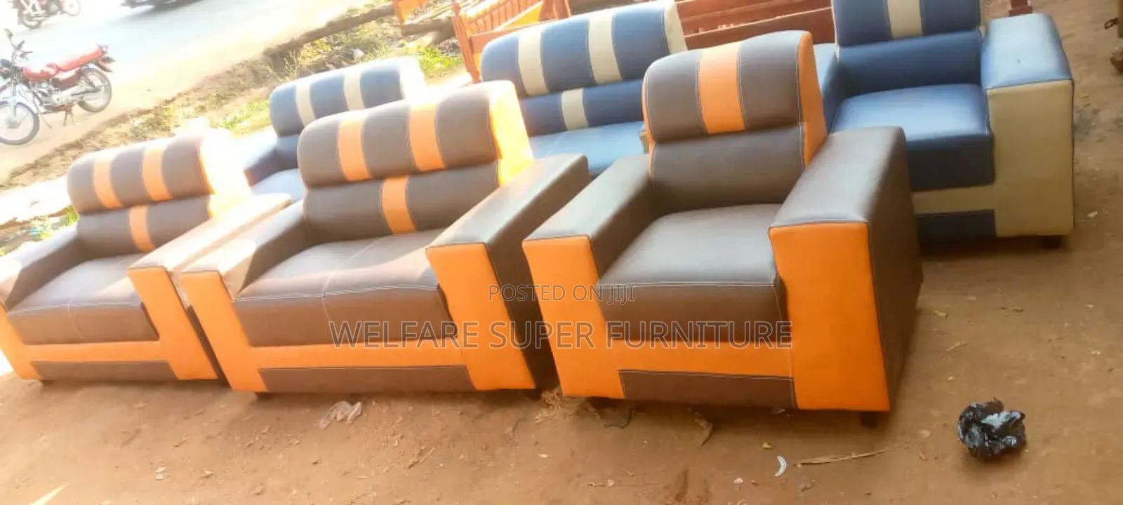 Simple Chair Five Seater