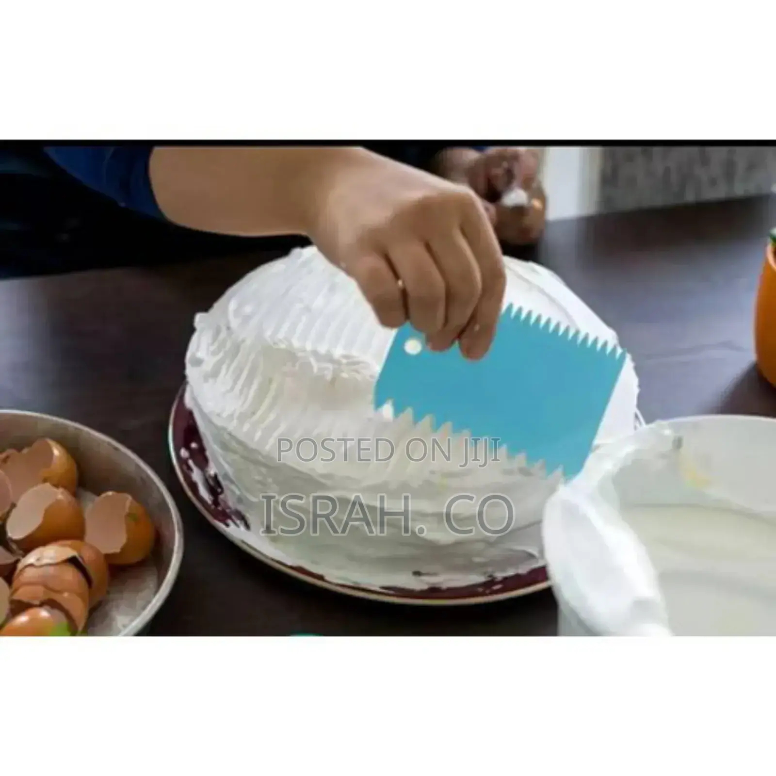 An Ideal Baking Tool Set for Decorating Cakes Multiple Color
