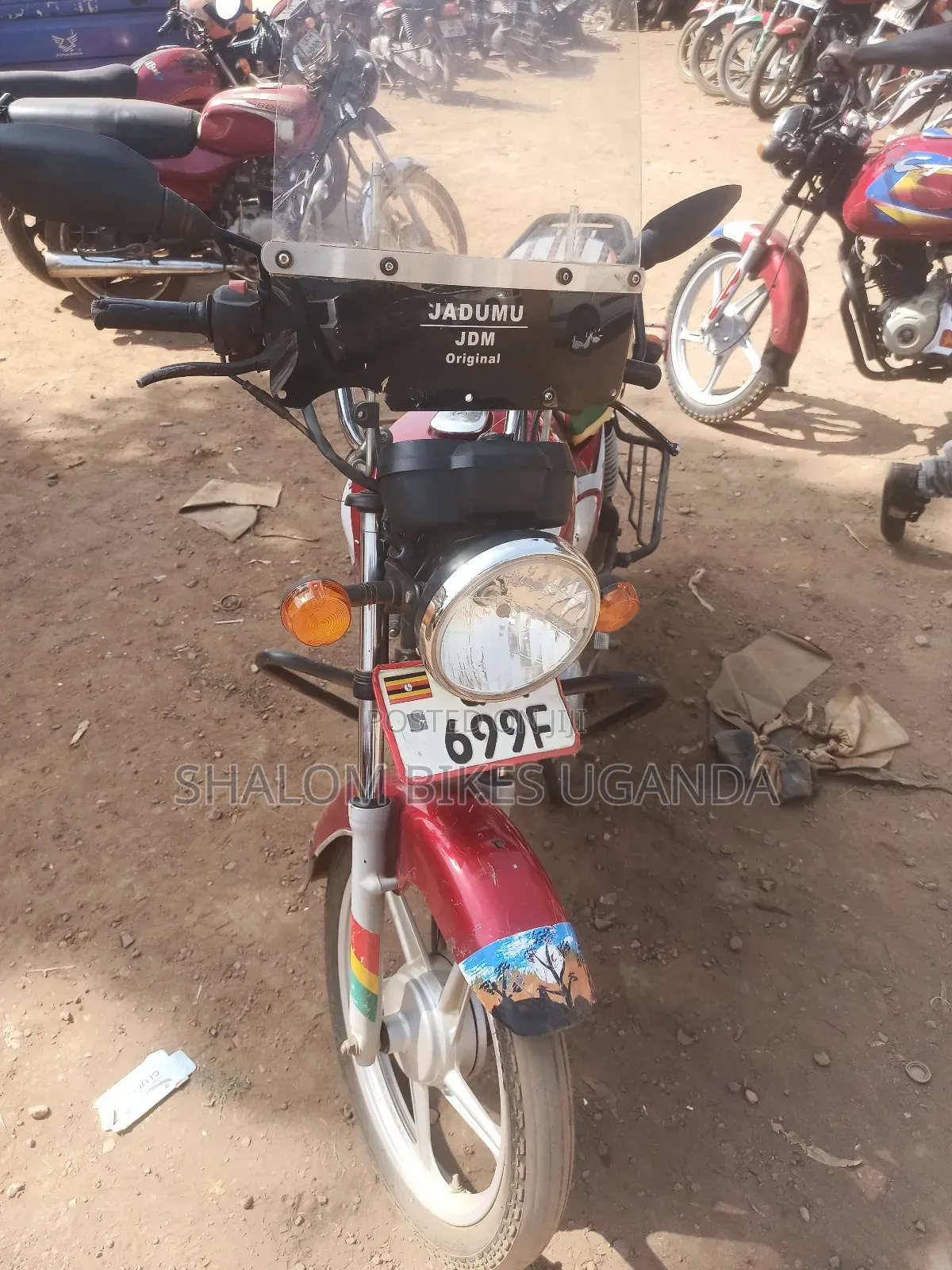 TVS HLX 125 2023 Red