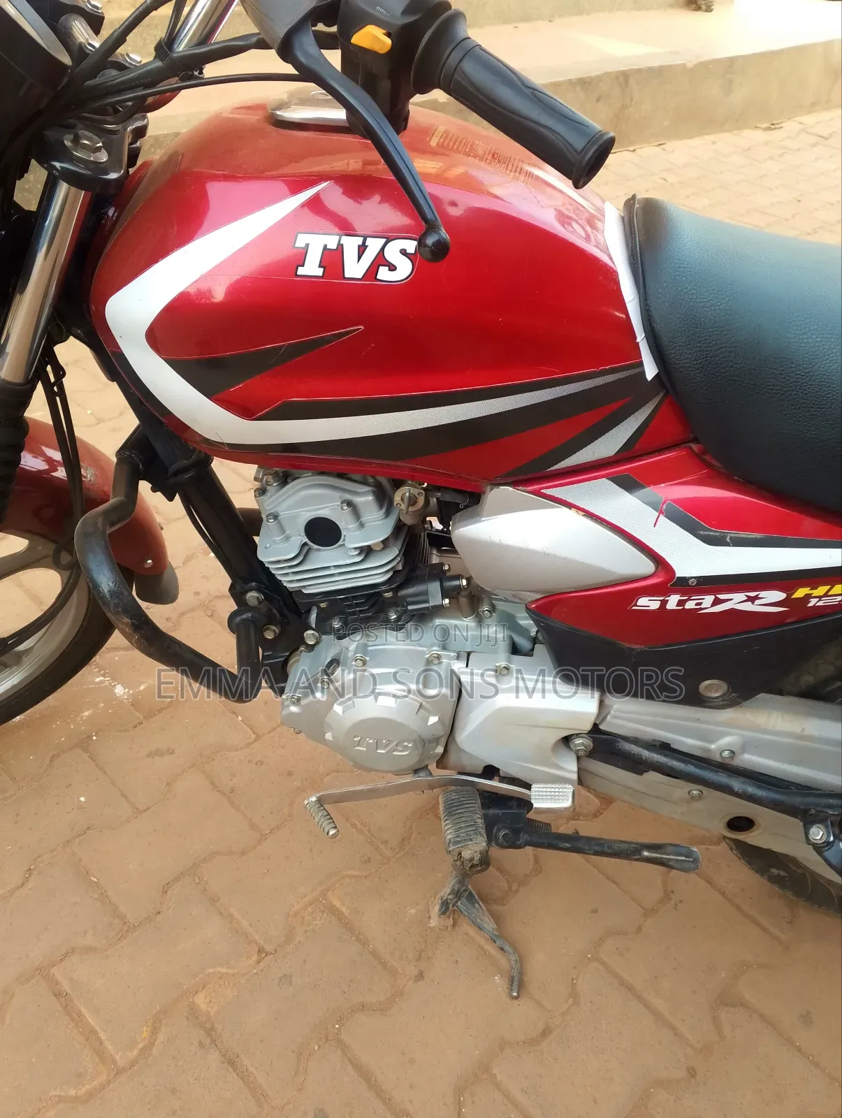 TVS HLX 125 2024 Red
