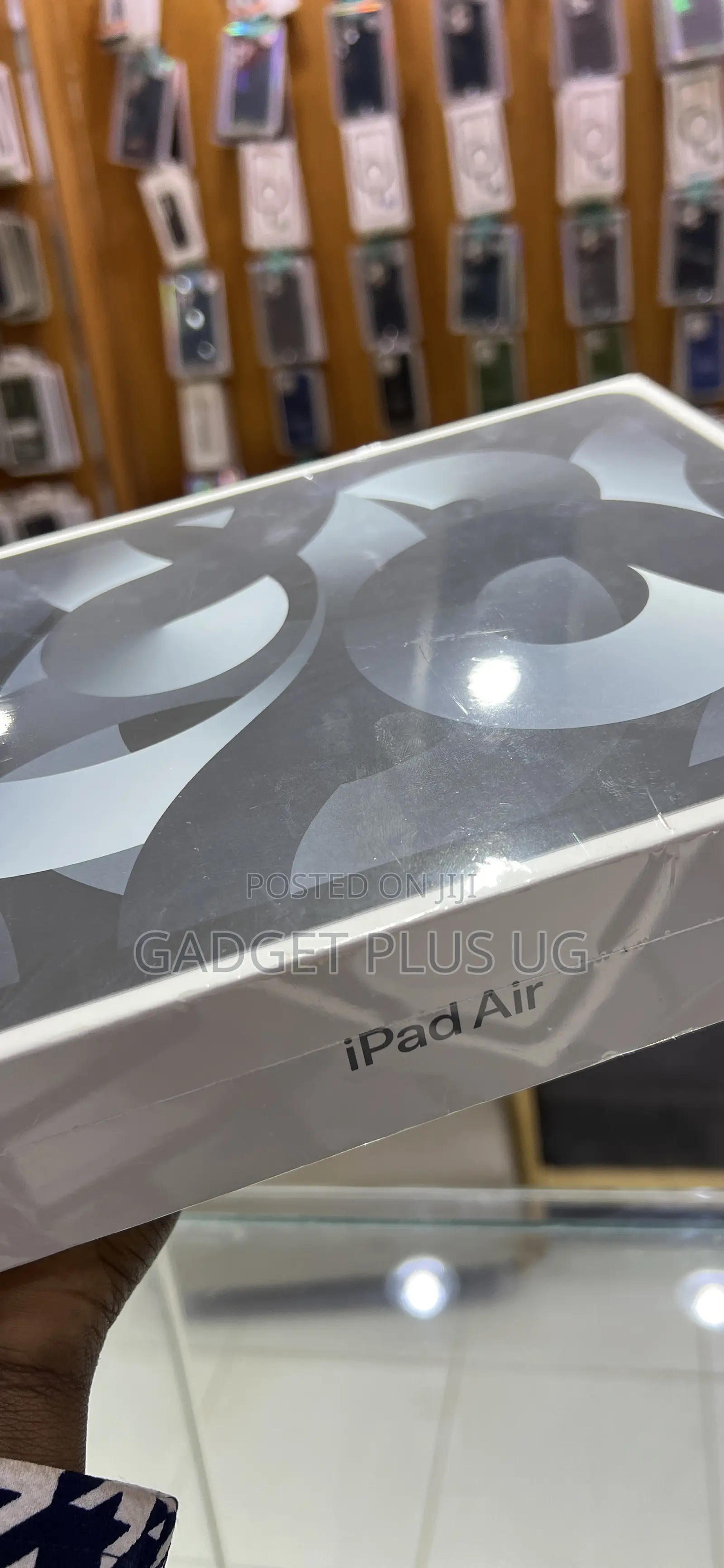 New Apple iPad Air (2022) 64 GB Black