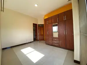 2bdrm Apartment in Muyenga Kiwafu, Central Division for rent