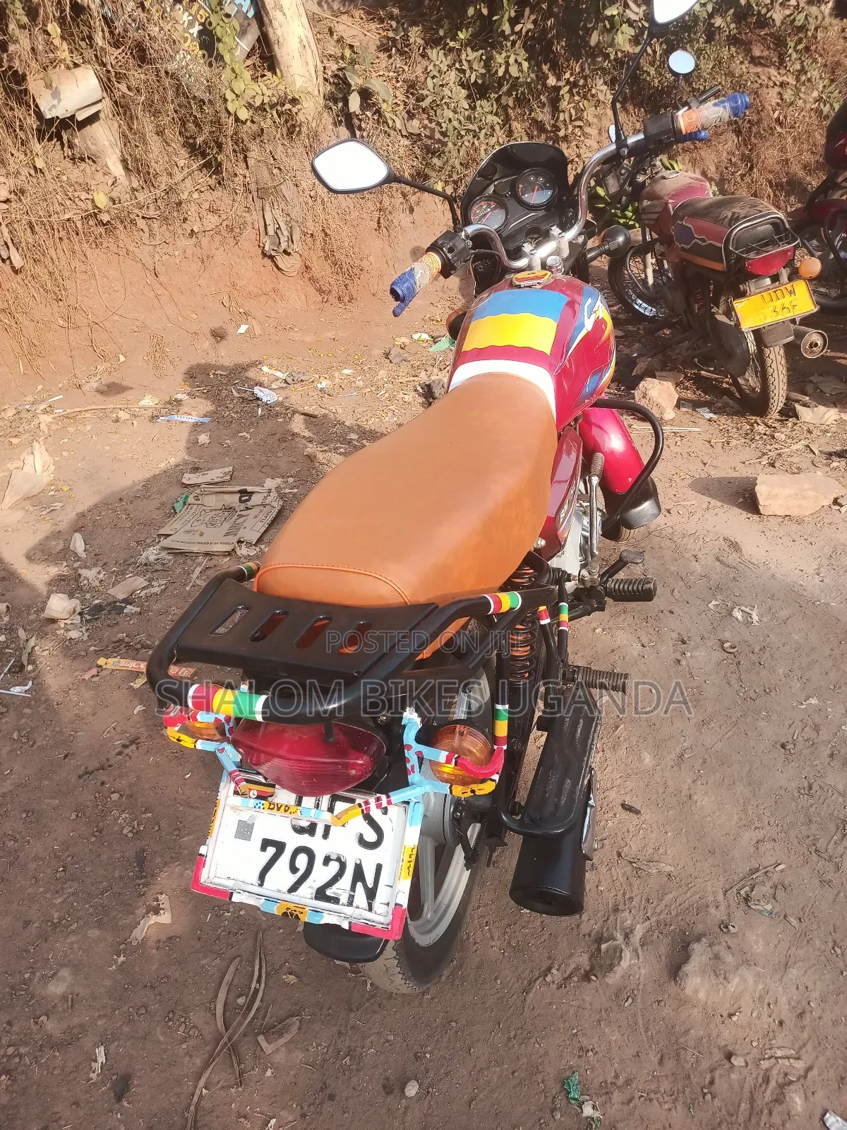 Bajaj Boxer 150 UG 2024 Red