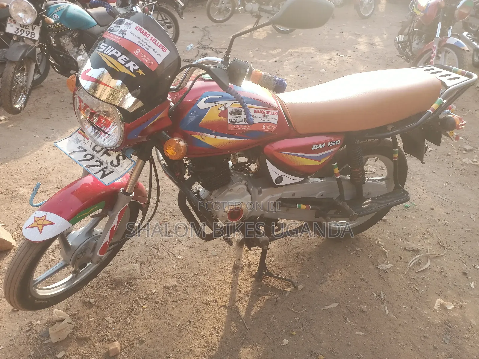 Bajaj Boxer 150 UG 2024 Red