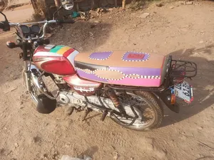 Bajaj Boxer 2020 Red