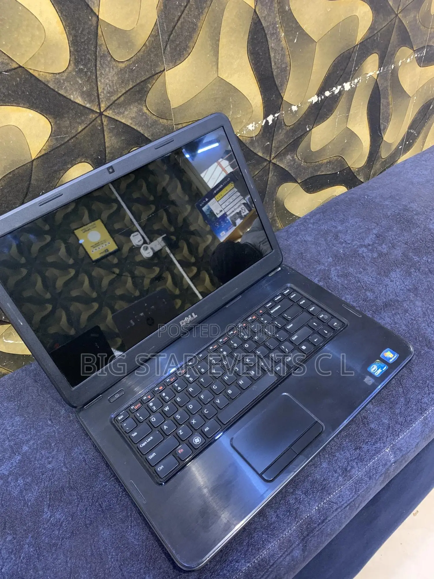 Laptop Dell Inspiron 11 3000 4GB Intel Core I3 HDD 256GB