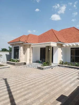 4bdrm Bungalow in Fs Properties Ltd, Division A for sale