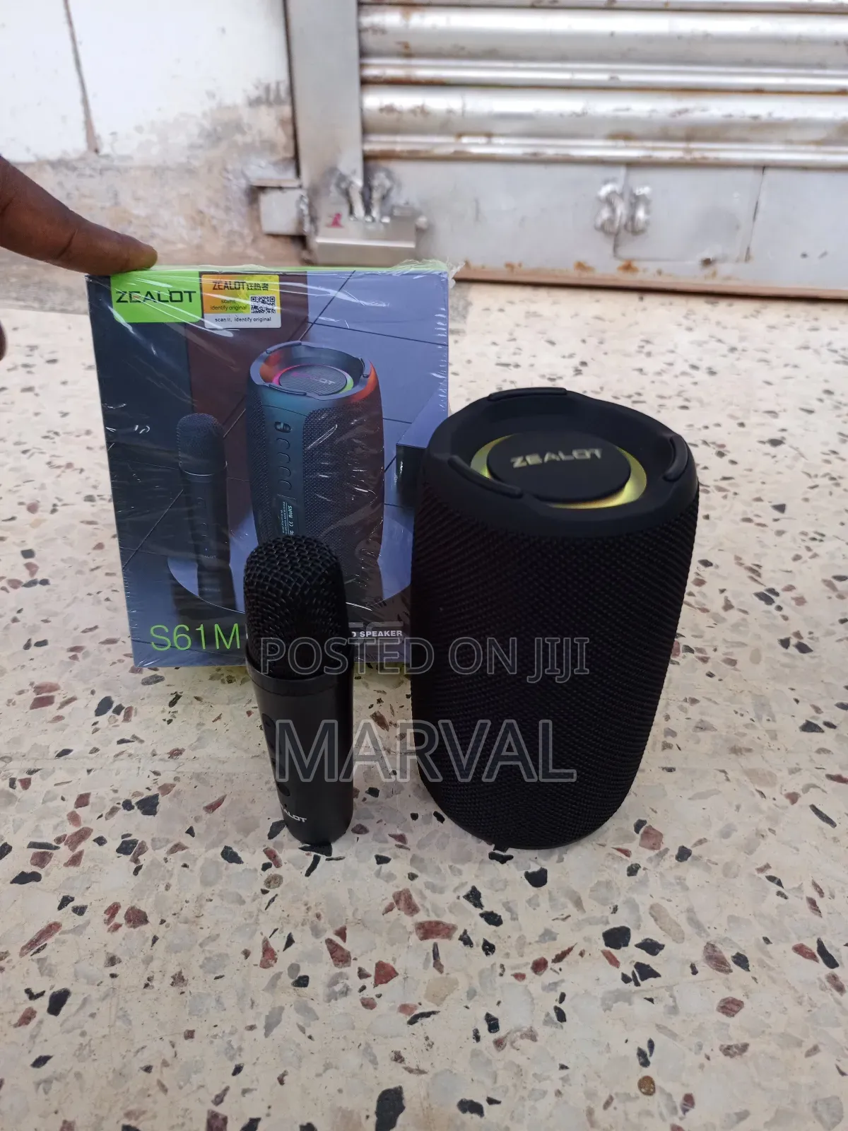 Zealot S61 Mini Connected Bass Speaker With a Mic