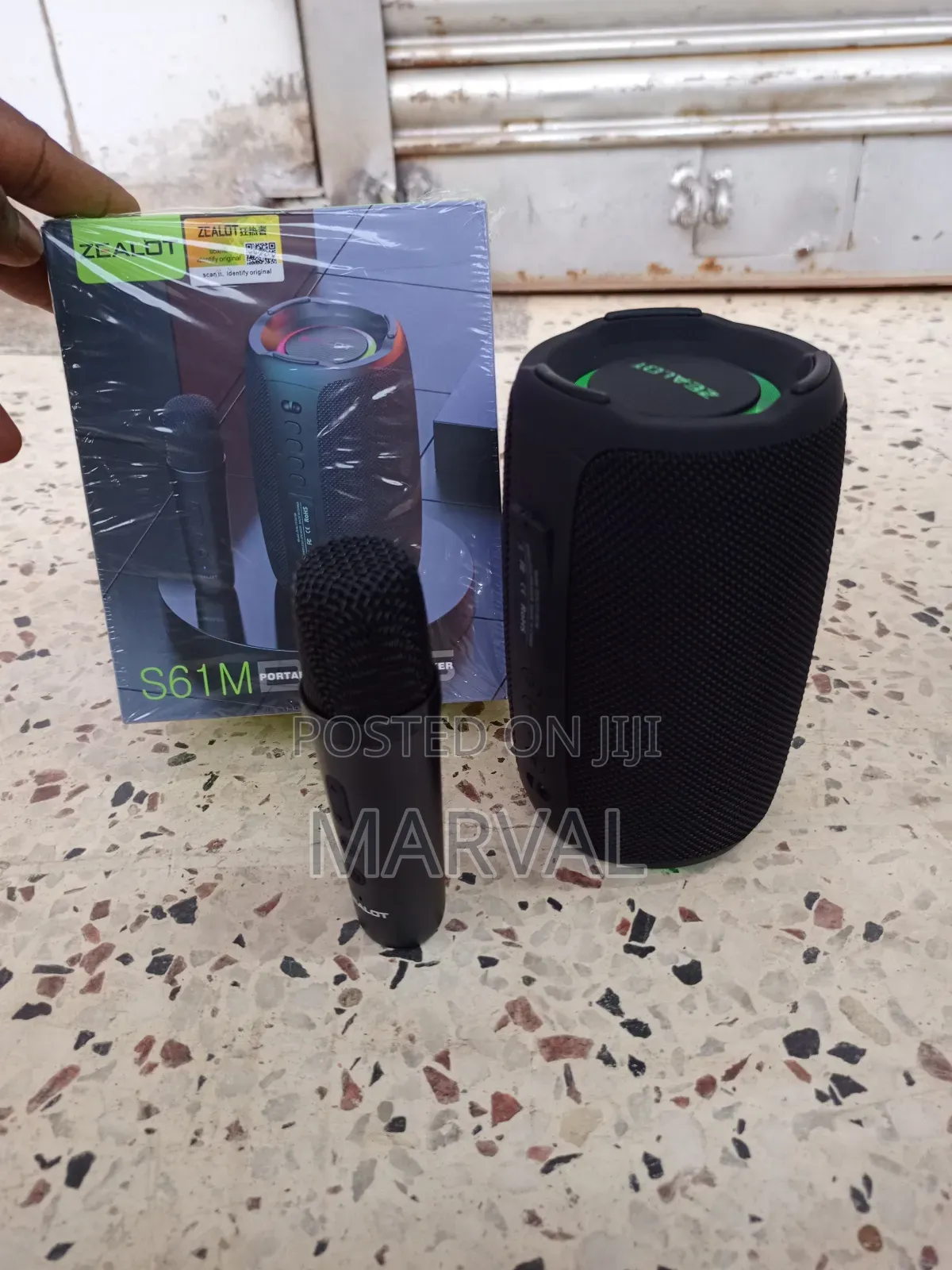 Zealot S61 Mini Connected Bass Speaker With a Mic