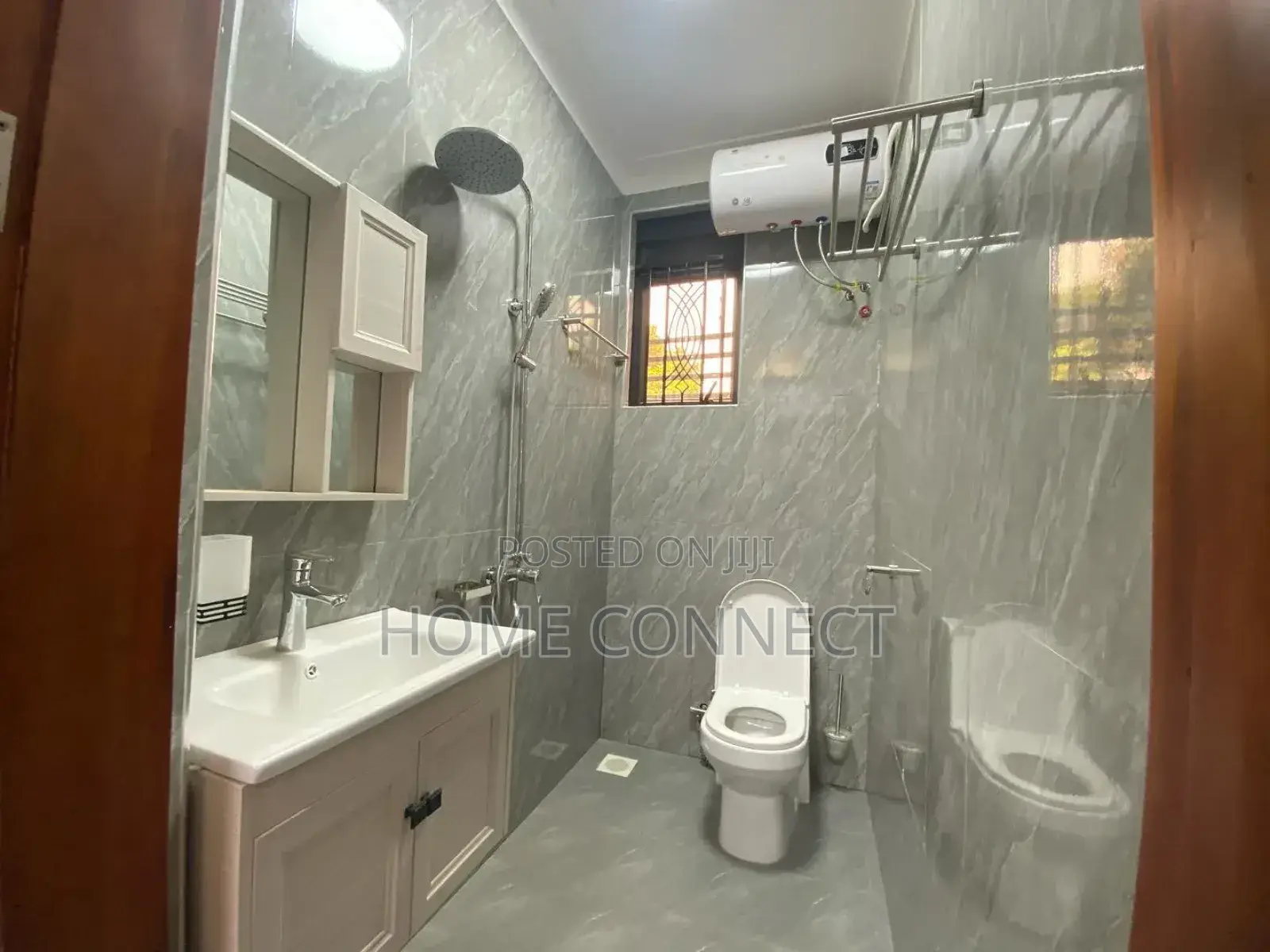 2bdrm Apartment in Muyenga, Central Division for rent