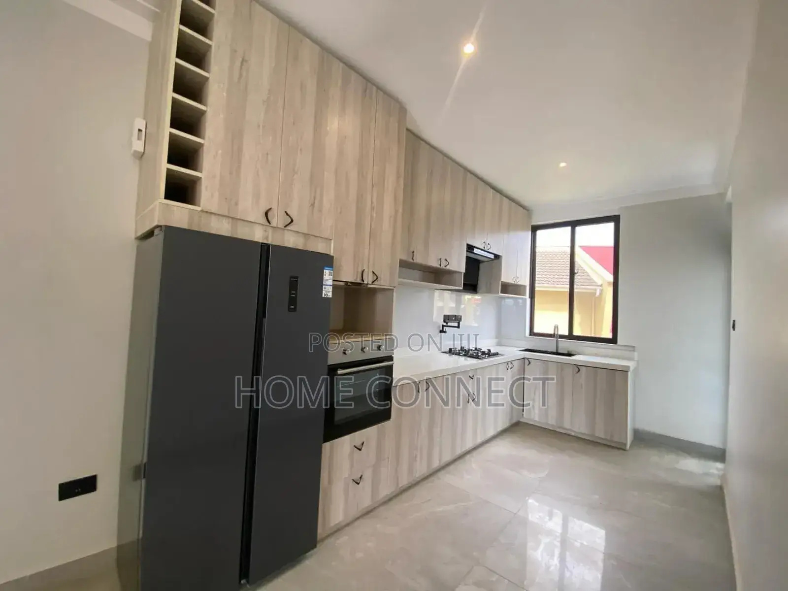 3bdrm Bedsitter in Buziga, Central Division for rent