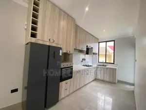 3bdrm Bedsitter in Buziga, Central Division for rent
