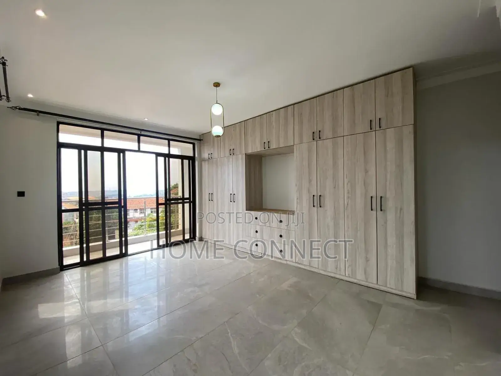 3bdrm Bedsitter in Buziga, Central Division for rent