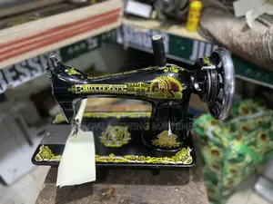 Manual New Butterfly Sewing Machines With Local Stand