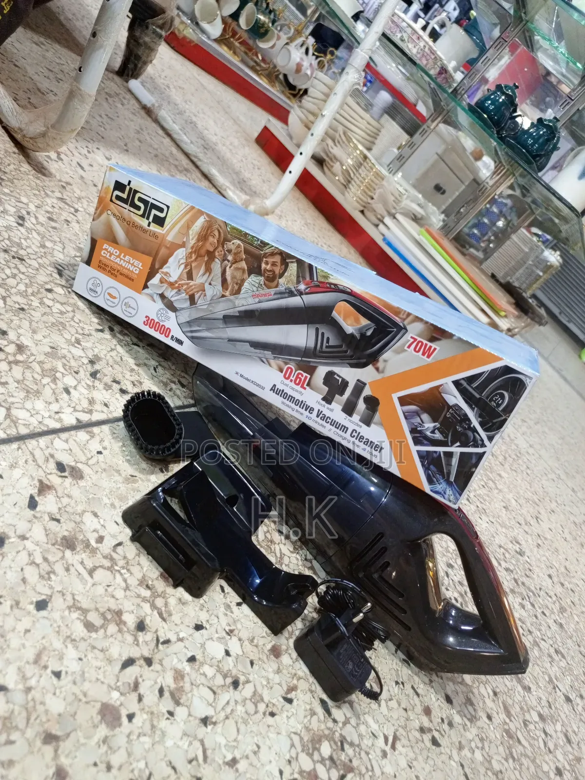 Mest Absaar Kd2032 Automotive Vacuum Cleaner.