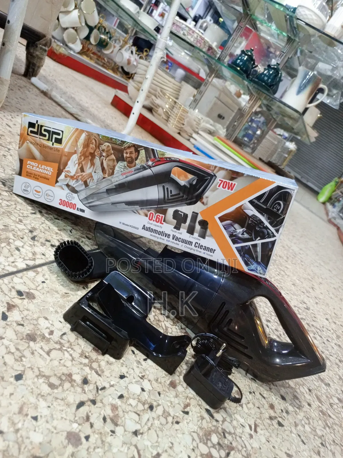 Mest Absaar Kd2032 Automotive Vacuum Cleaner.