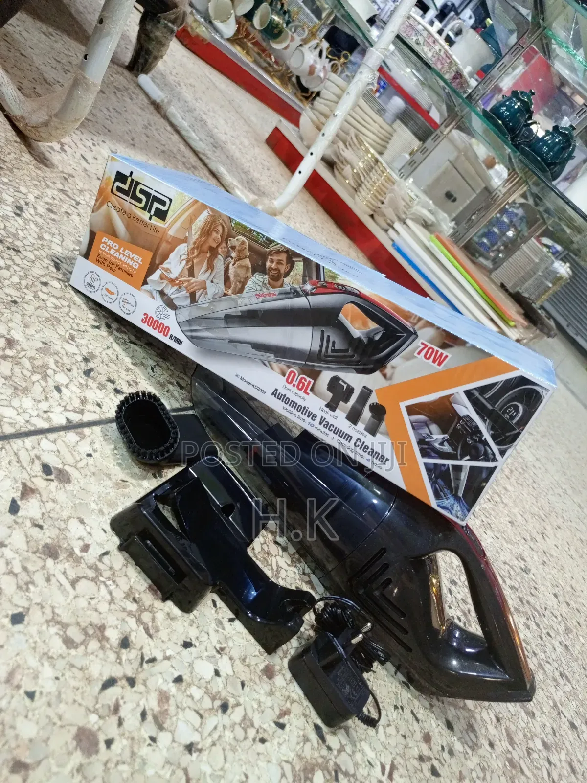 Mest Absaar Kd2032 Automotive Vacuum Cleaner.