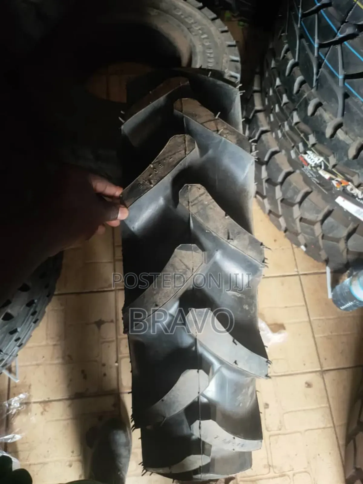 7.50r16 Tractor Tires Infront.