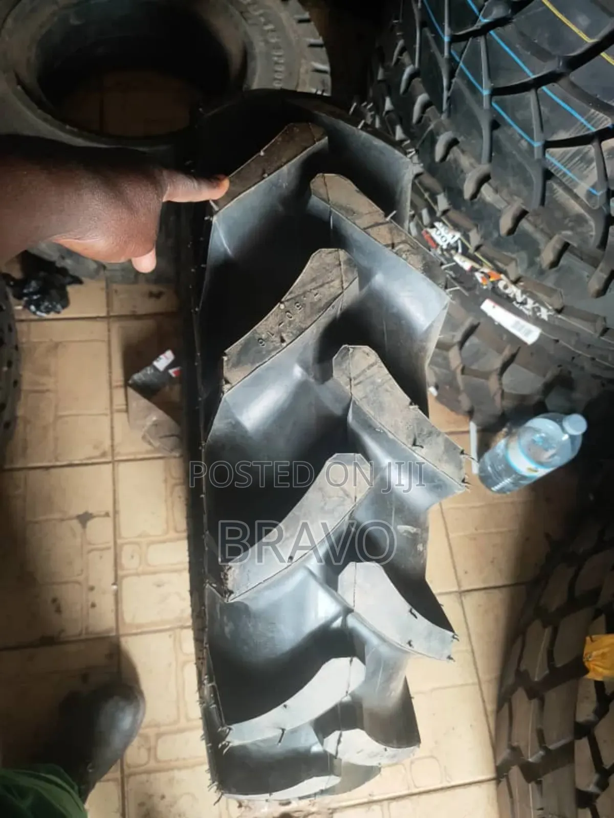 7.50r16 Tractor Tires Infront.