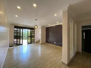 3bdrm Duplex in Muyenga, Central Division for rent