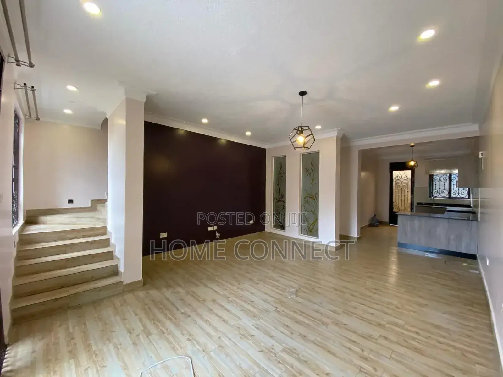 3bdrm Duplex in Muyenga, Central Division for rent