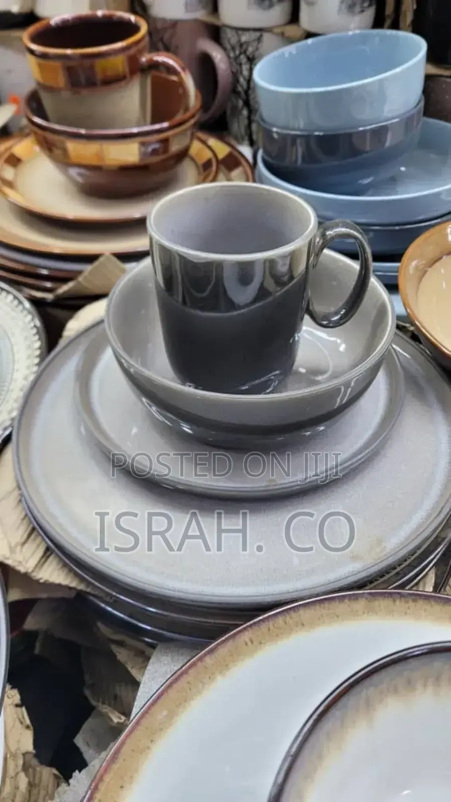 Dinner Set of 18 Pieces -